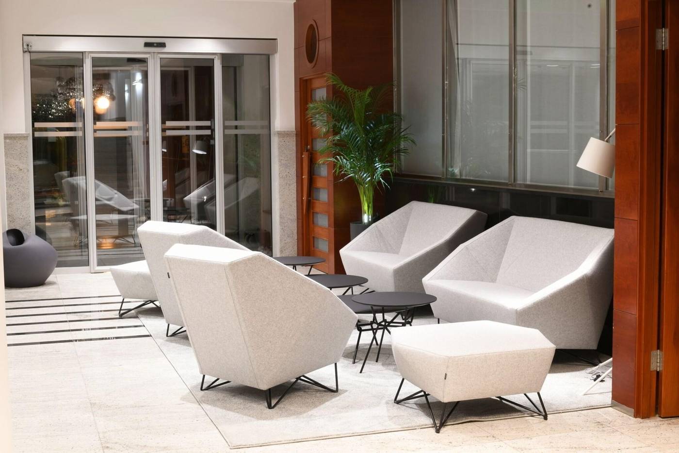 Milenij-Croatia-BASKA VODA -Lobby-10