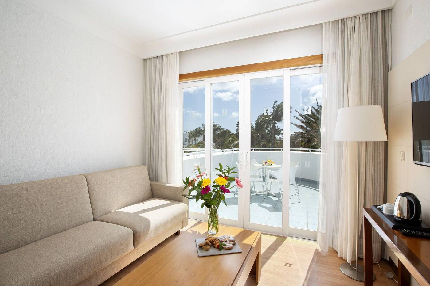 Hipotels-La-Geria-Room-43