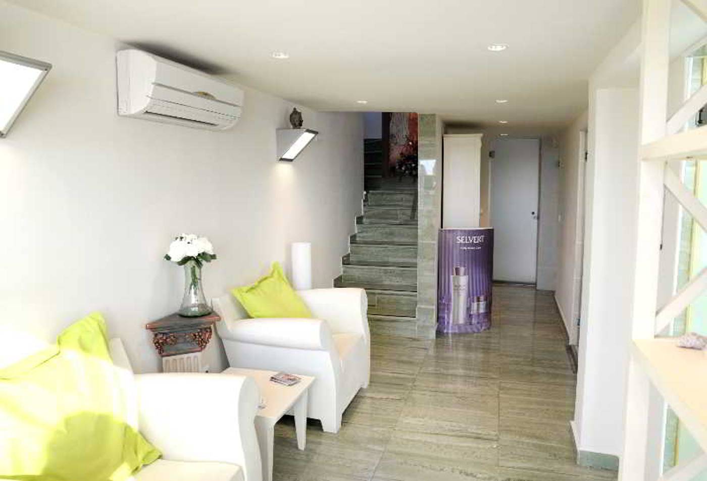 Pinar-del-Mar-Lobby-35