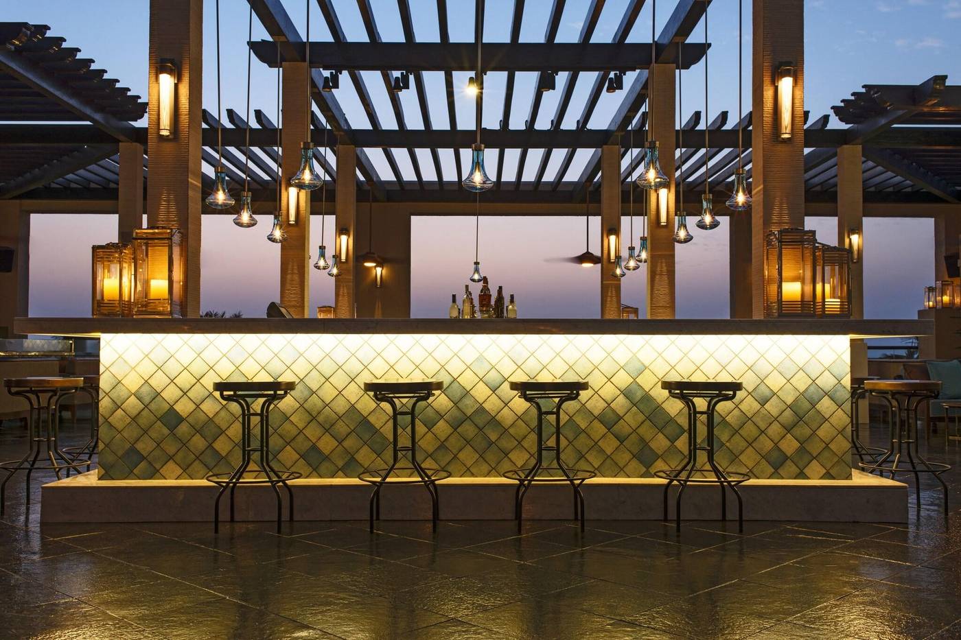 Le-Royal-Meridien-Beach-Resort-and-Spa-Restaurant-22