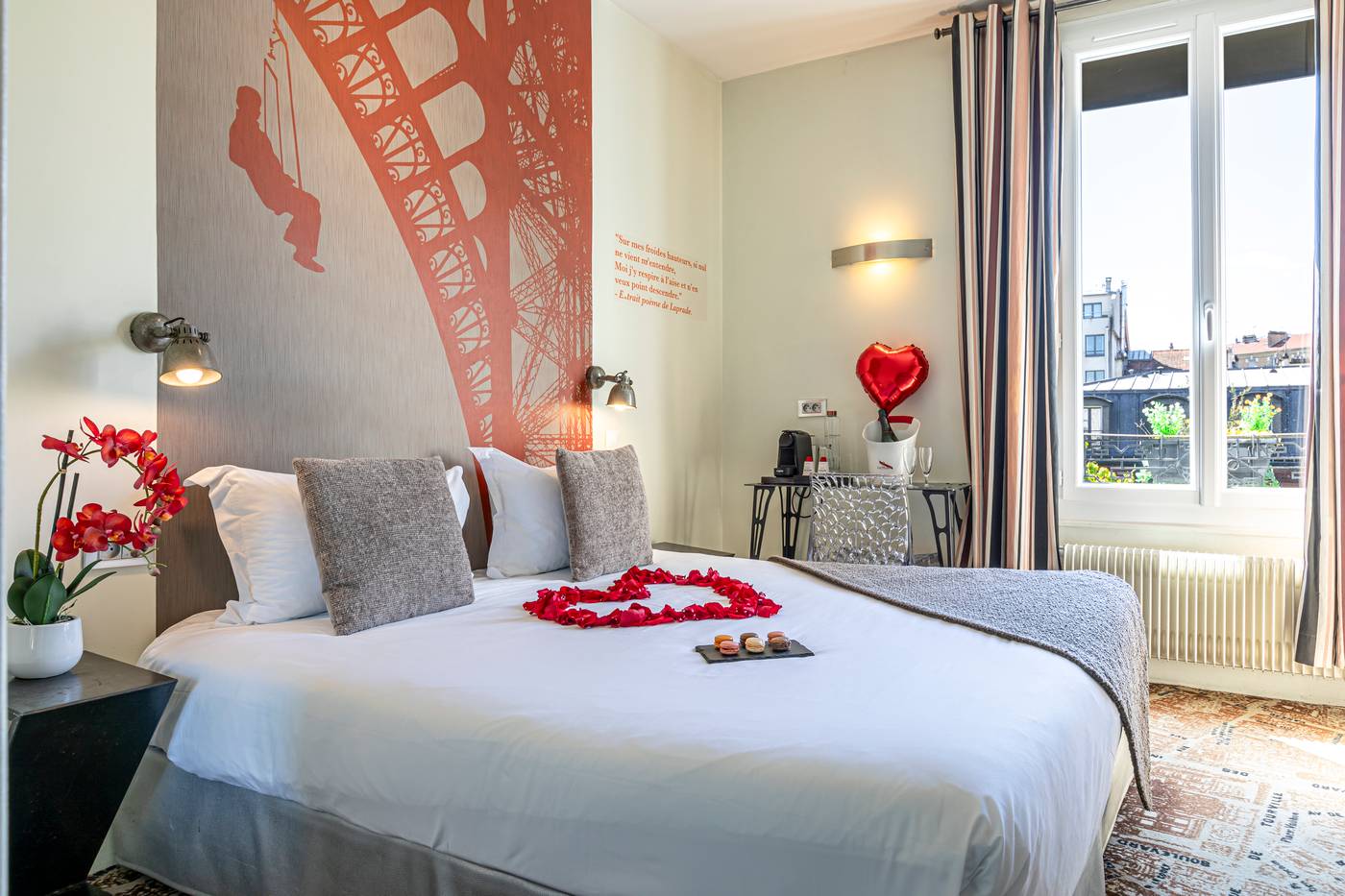 Hotel-Alpha-Paris-Eiffel-by-Patrick-Hayat-Room-18