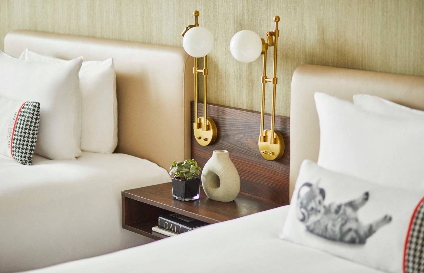 Hyatt-Centric-Gran-Via-Madrid-Room-76