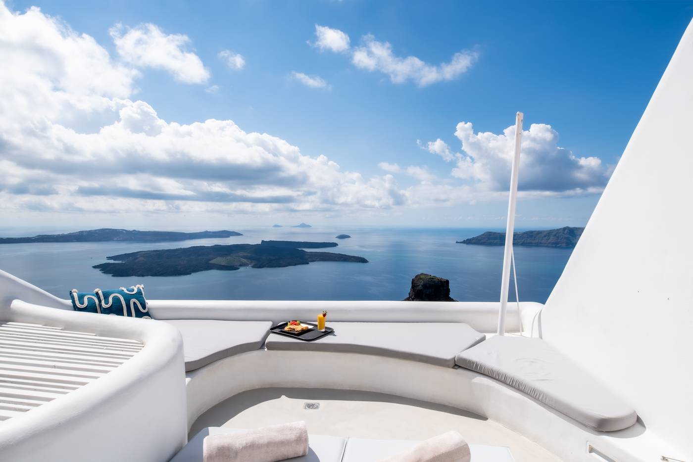 Heaven-s-Edge-Room-60