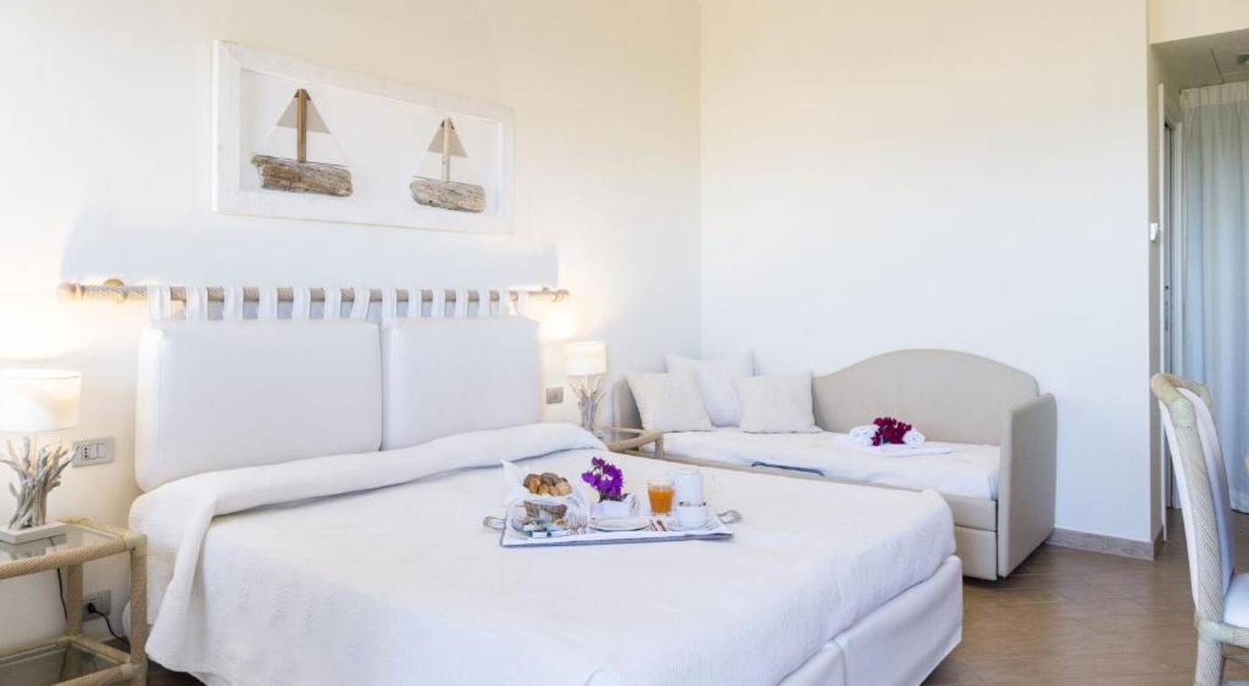 Palau-Resort-Room-22