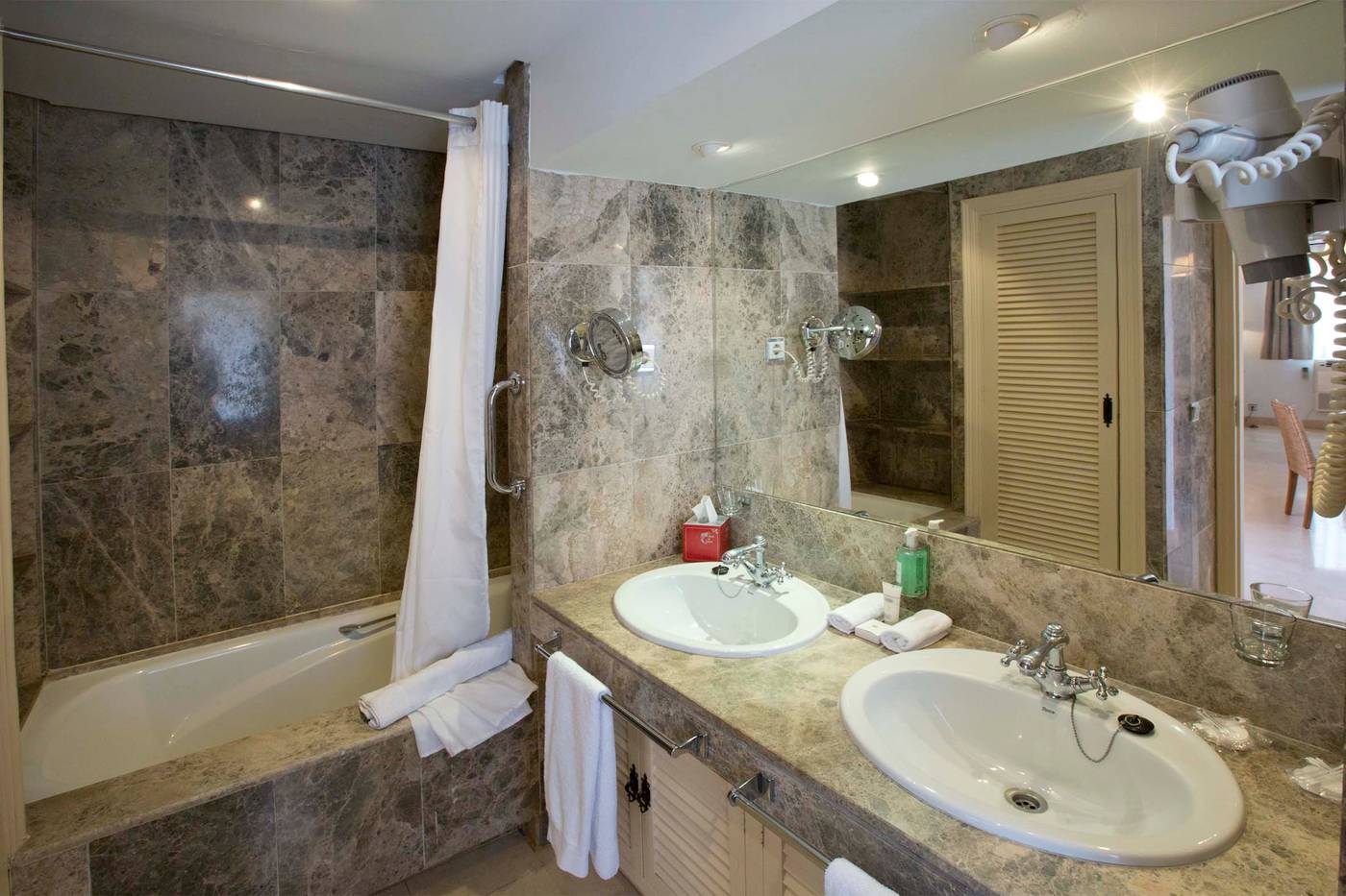 La-Manga-Club-Las-Lomas-Village-Room-45