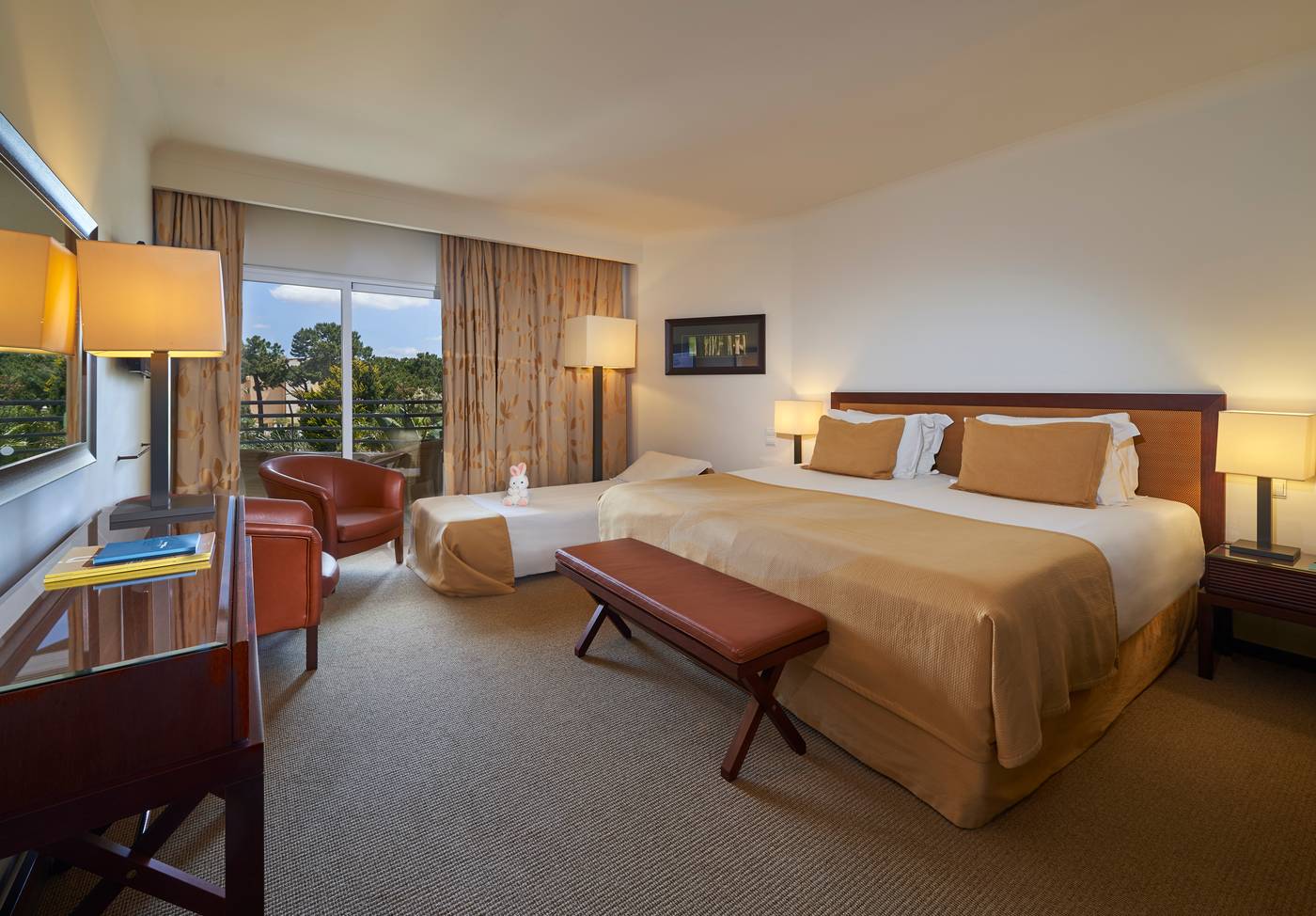 Porto-Bay-Falesia-Room-12