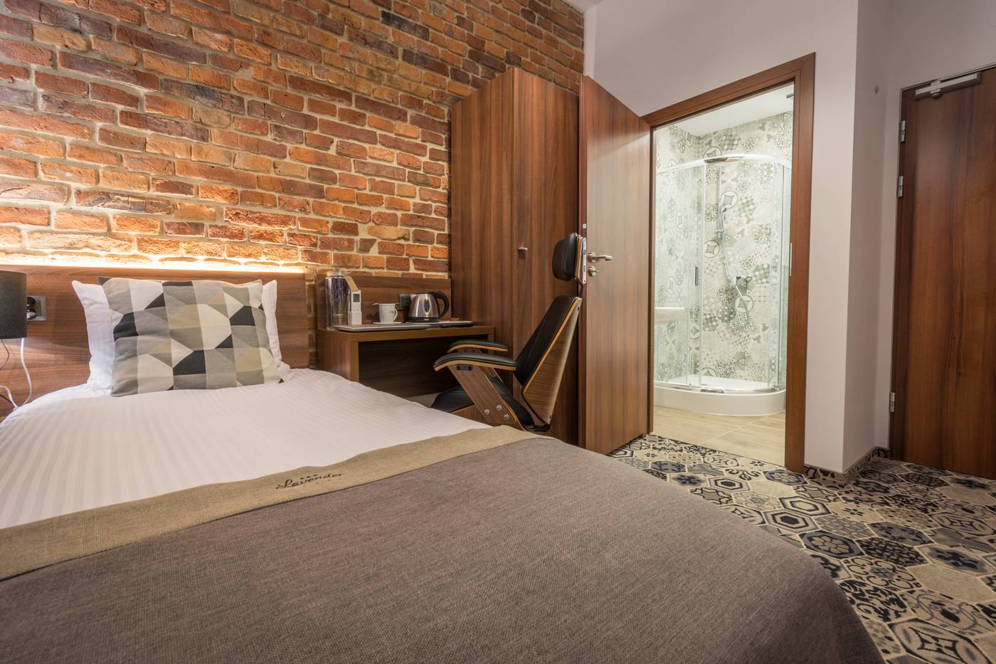 Hotel-Lavender-Room-3