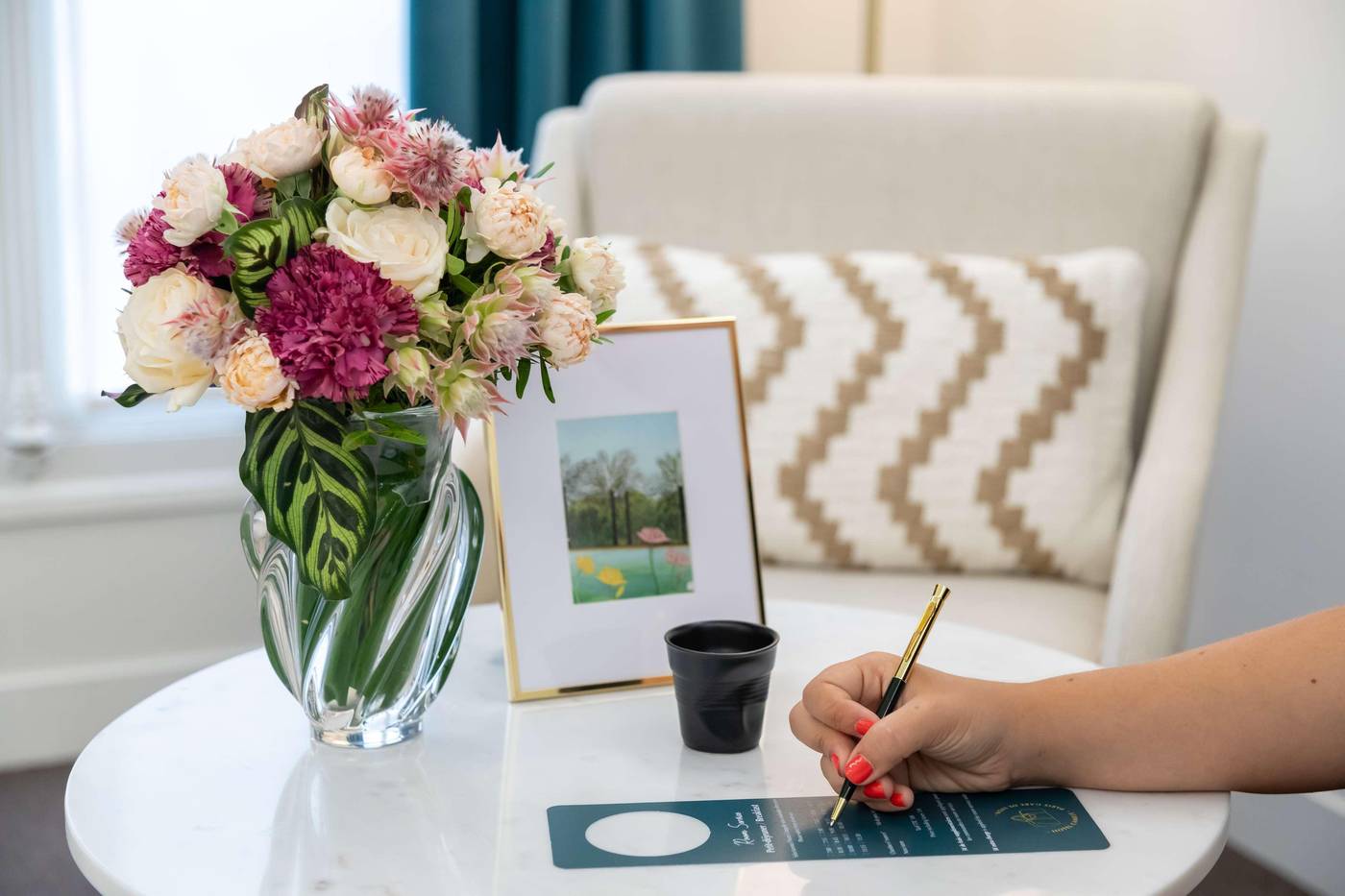 Hotel-Camille-Paris-Gare-De-Lyon-Tapestry-Collection-By-Hilton-Room-10