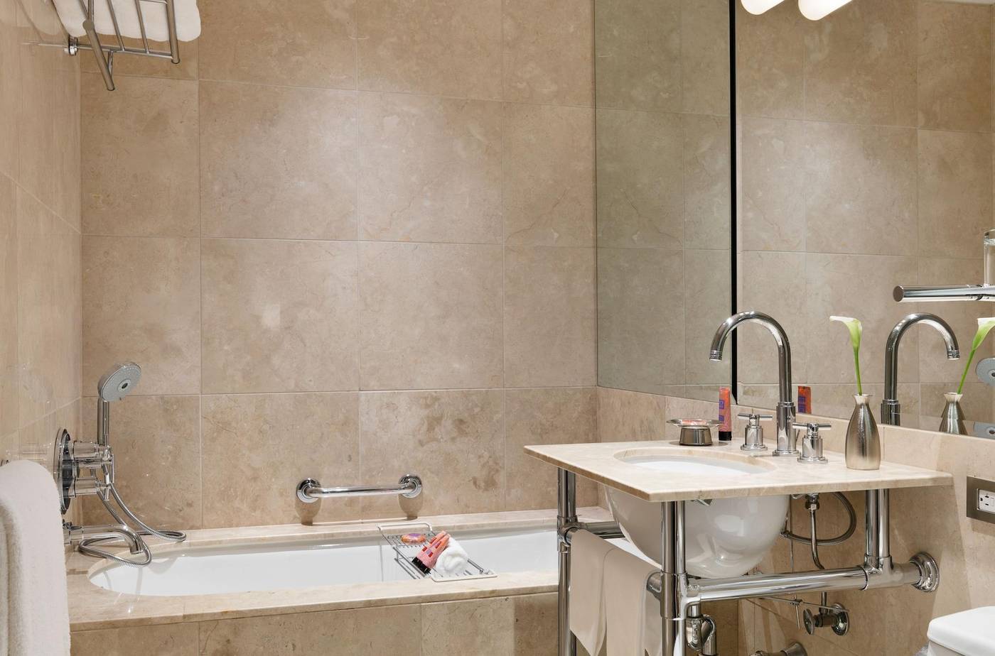 The-Pierre--A-Taj-Hotel-Room-55