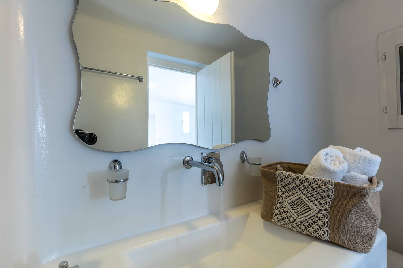 Terra-Maltese-Room-46