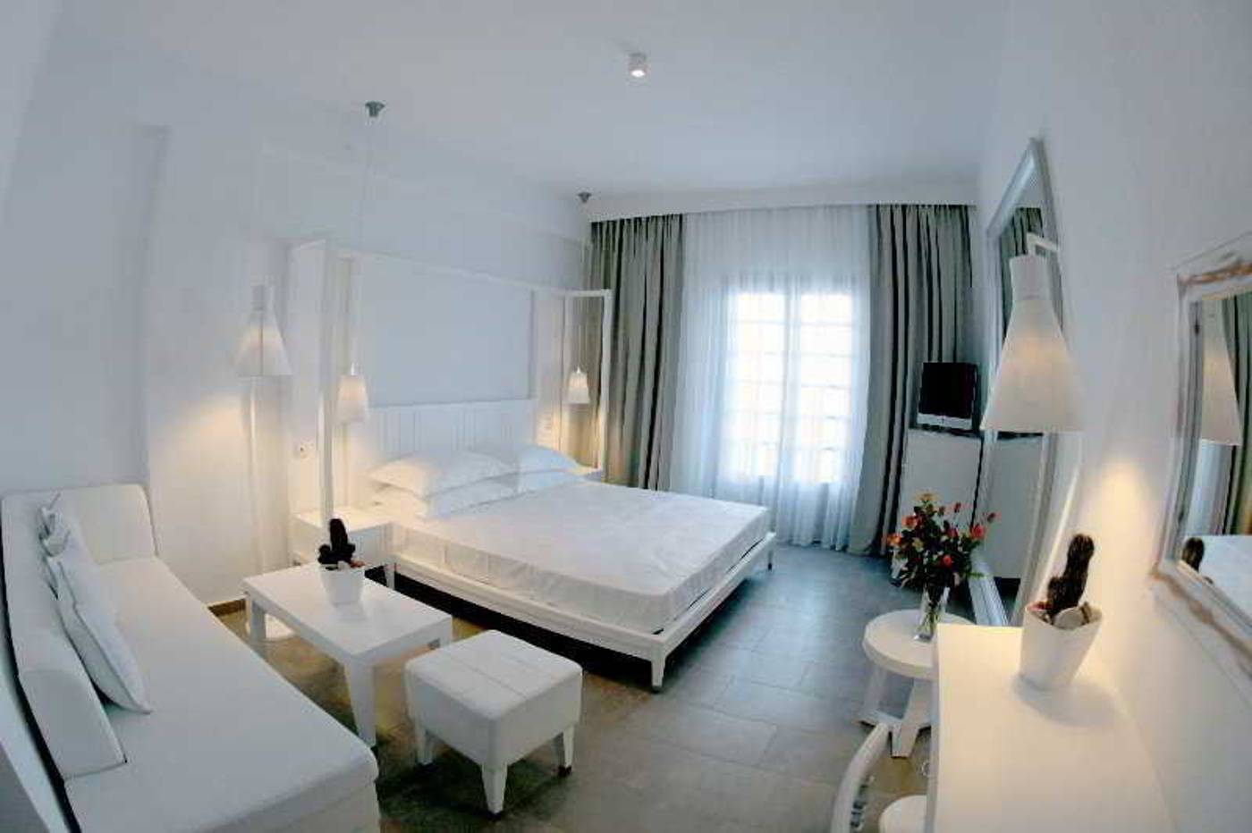 White Suites - Adult Only