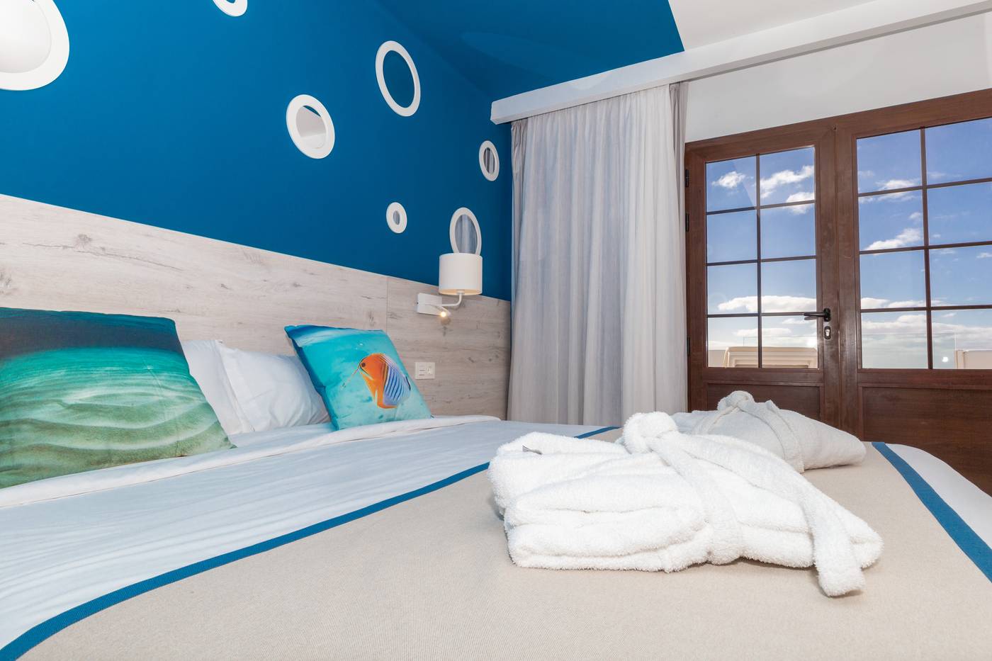 R2-Bahia-Kontiki-Beach-Aparthotel-Room-22