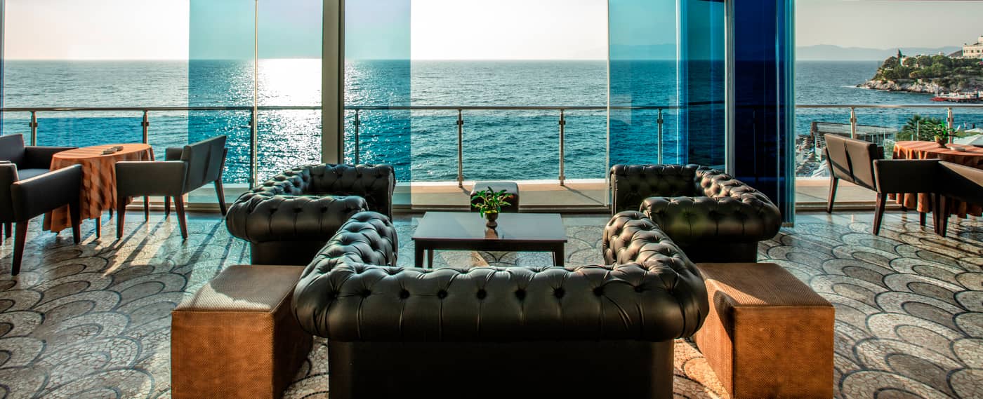 Charisma-De-luxe-Restaurant-28