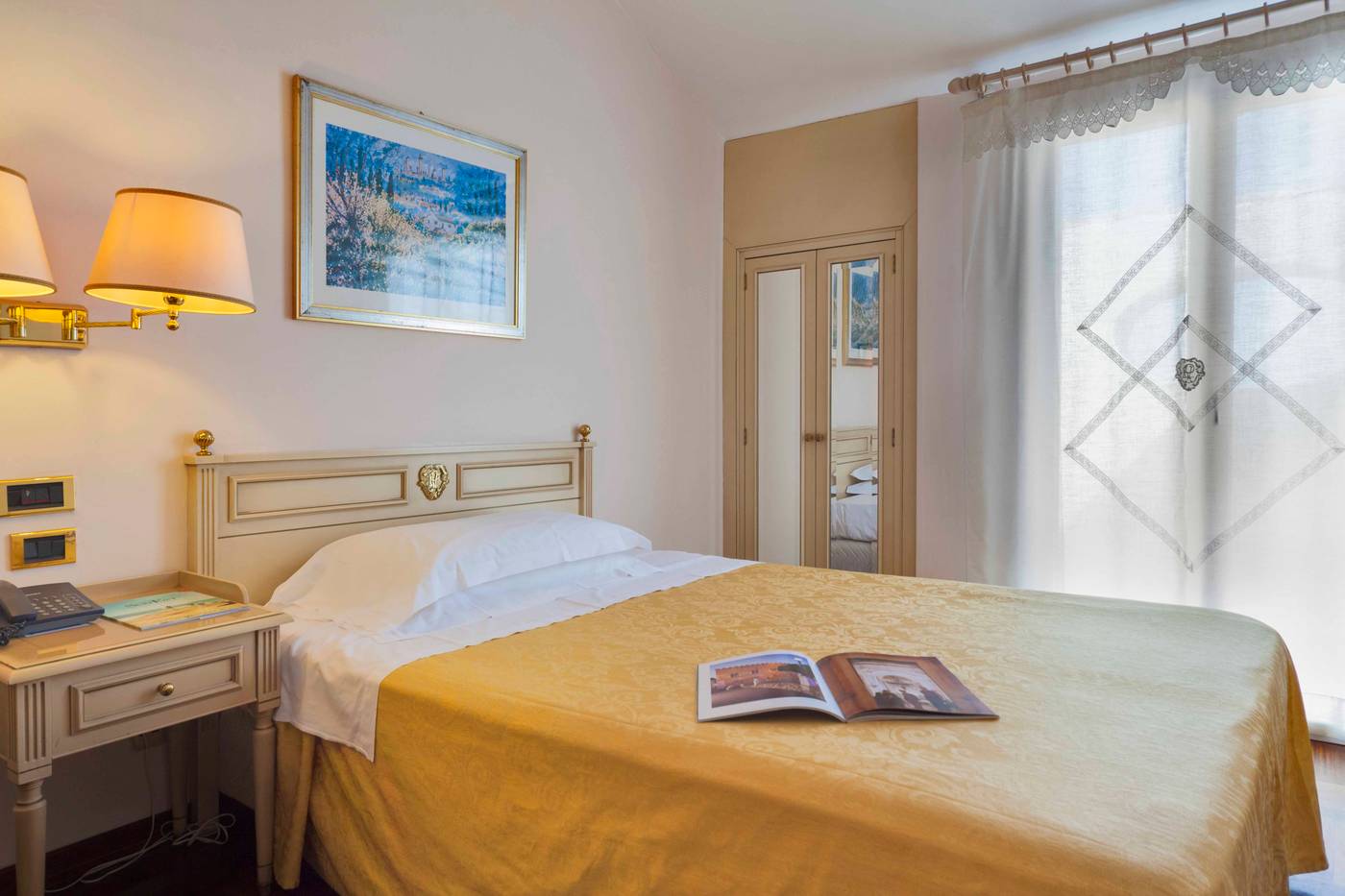 Grand-Villa-Politi-Room-22