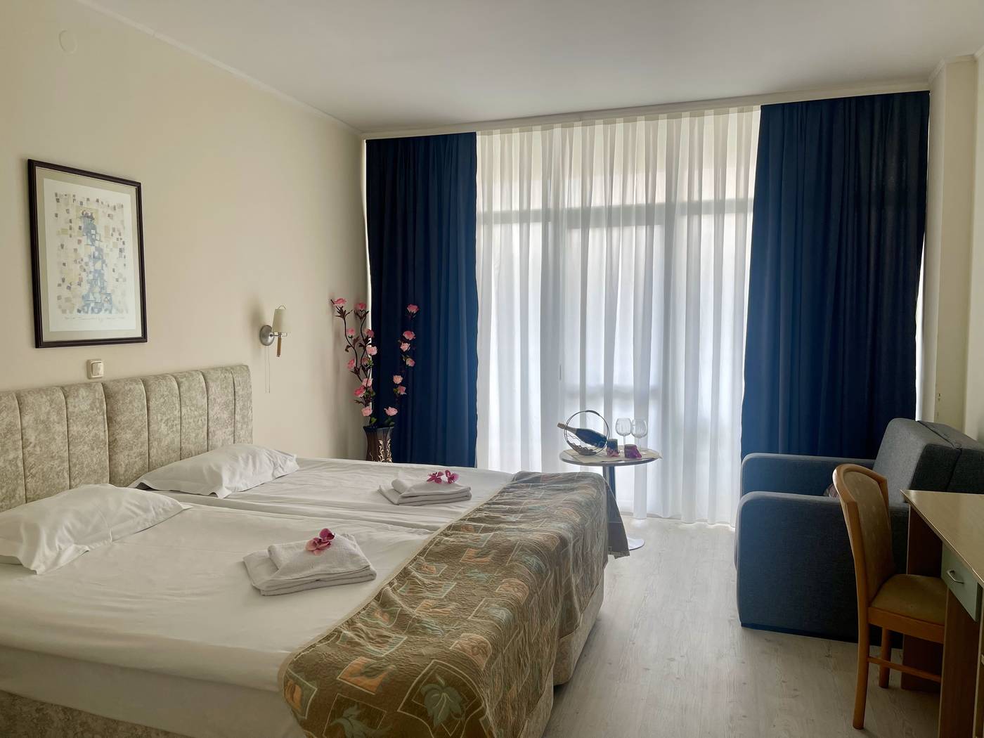 Grand-Hotel-Nirvana---Sunny-Beach-Room-21