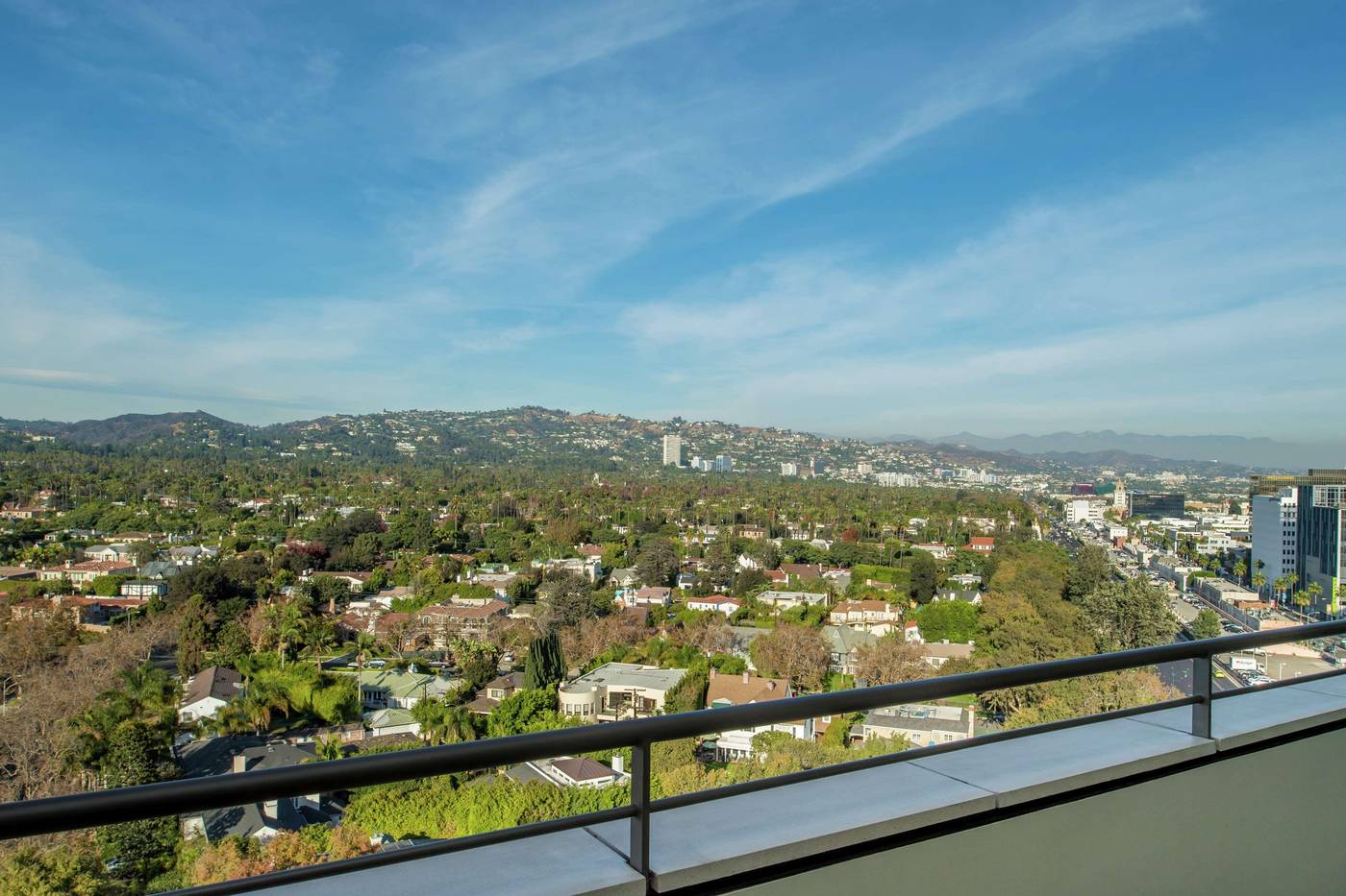 Waldorf-Astoria-Beverly-Hills--CA-Room-79