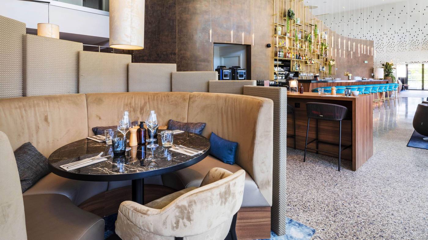 Crowne-Plaza-Nice-Grand-Arenas-Restaurant-32