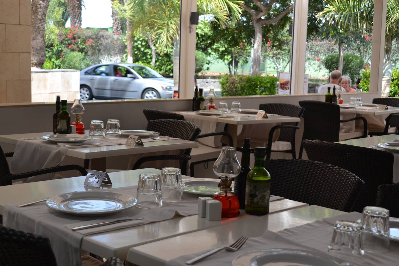 Parque-de-las-Americas-Restaurant-13