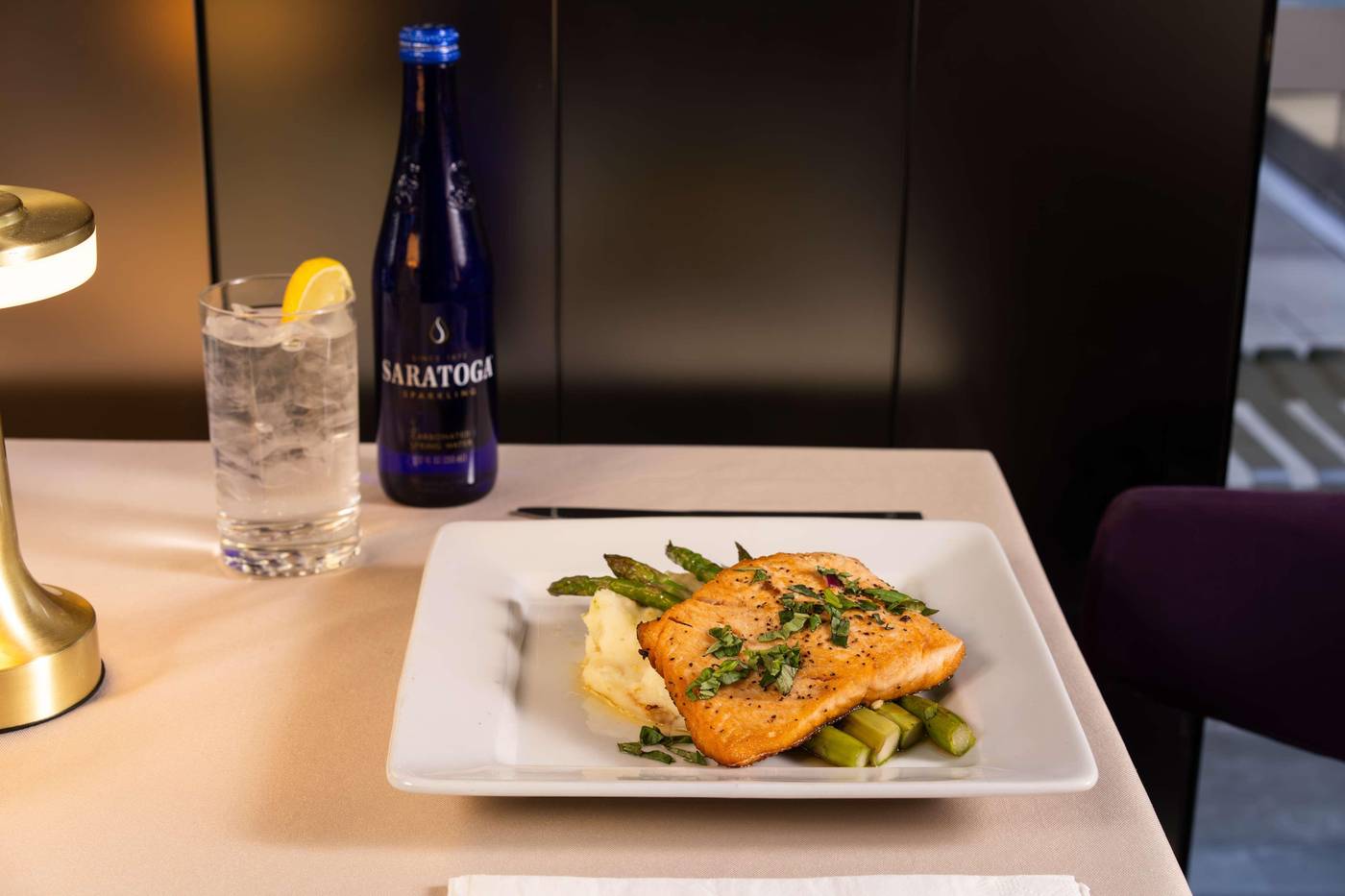 Embassy-Suites-by-Hilton-New-York-Manhattan-Times-Sq-Restaurant-67