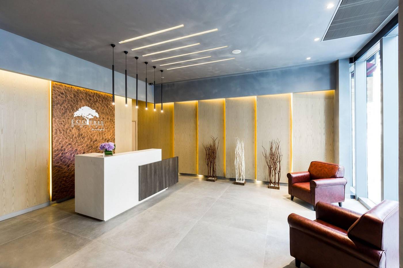 Eco-Tree-Hotel-Causeway-Bay-Lobby-6
