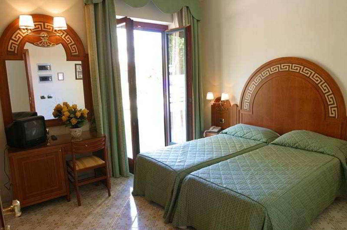 Villa-Igea-Room-11