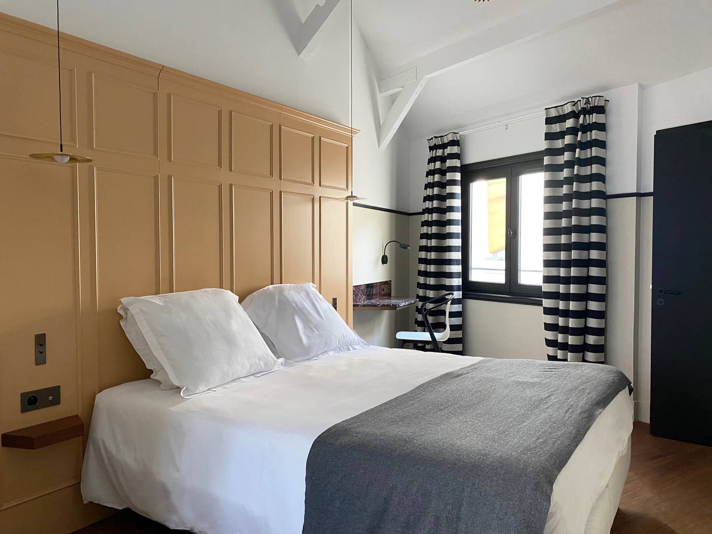 New-Hotel-Lafayette-Room-6