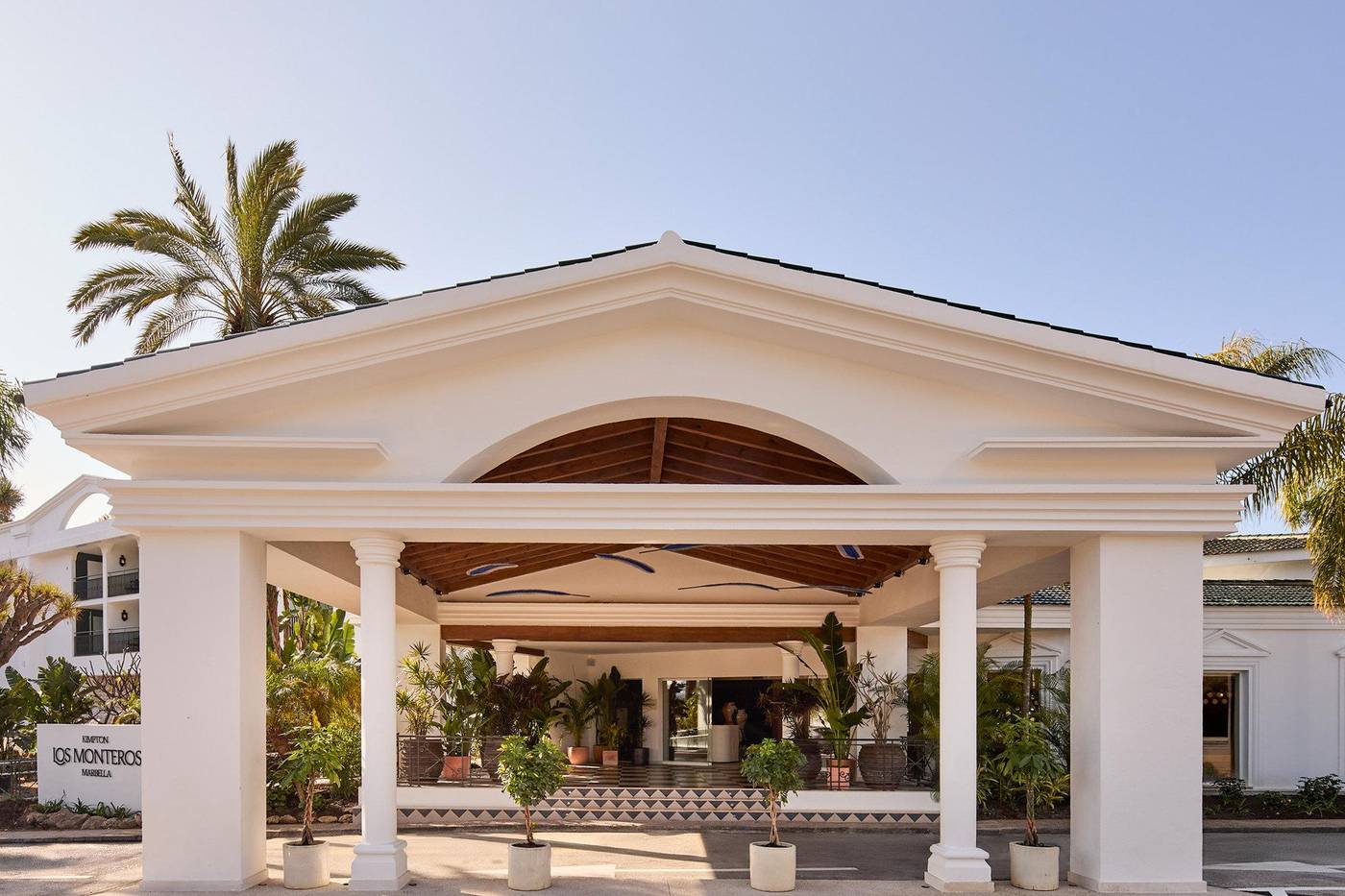 Los-Monteros-General-view-10