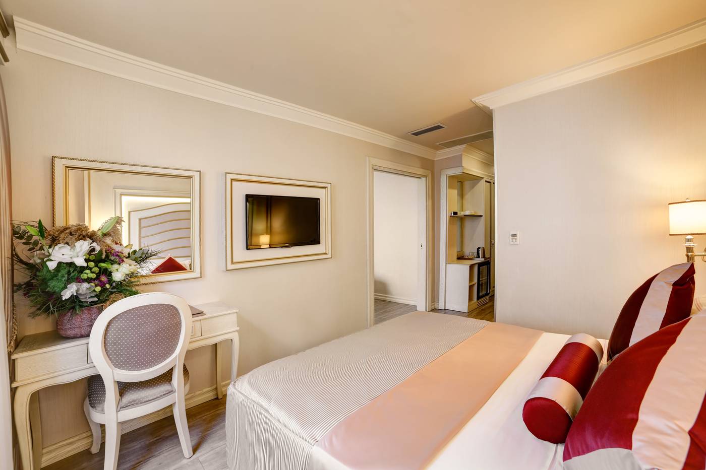 Halifaks-Hotel-Room-20