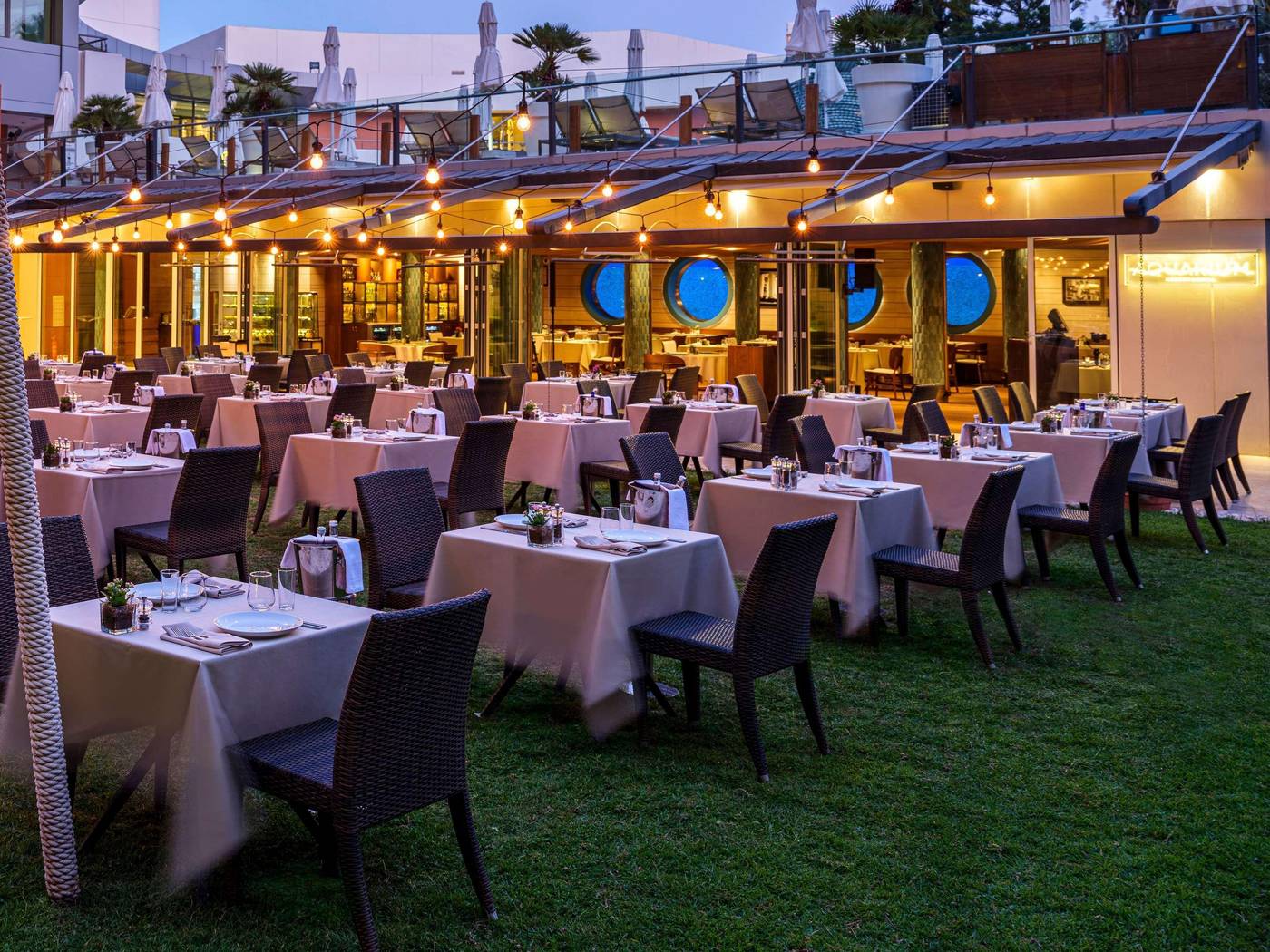 Swissotel-Grand-Efes-Izmir-Restaurant-13