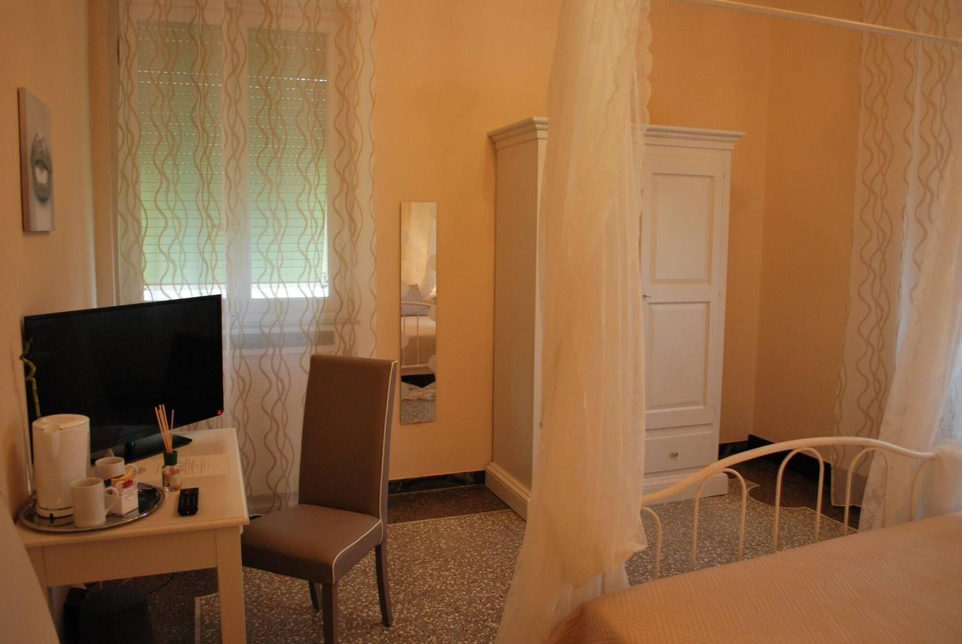 Villa-Catelli-Bed-And-Breakfast-Room-23