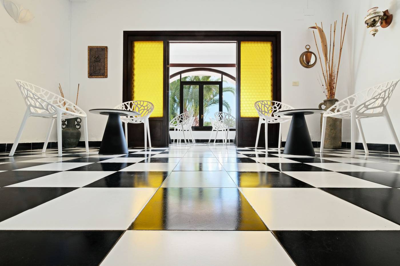 Azuline-Hotel-Galfi-Lobby-26