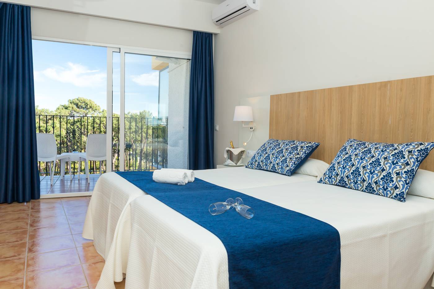 Alua-Sun-Marbella-Park-Room-37