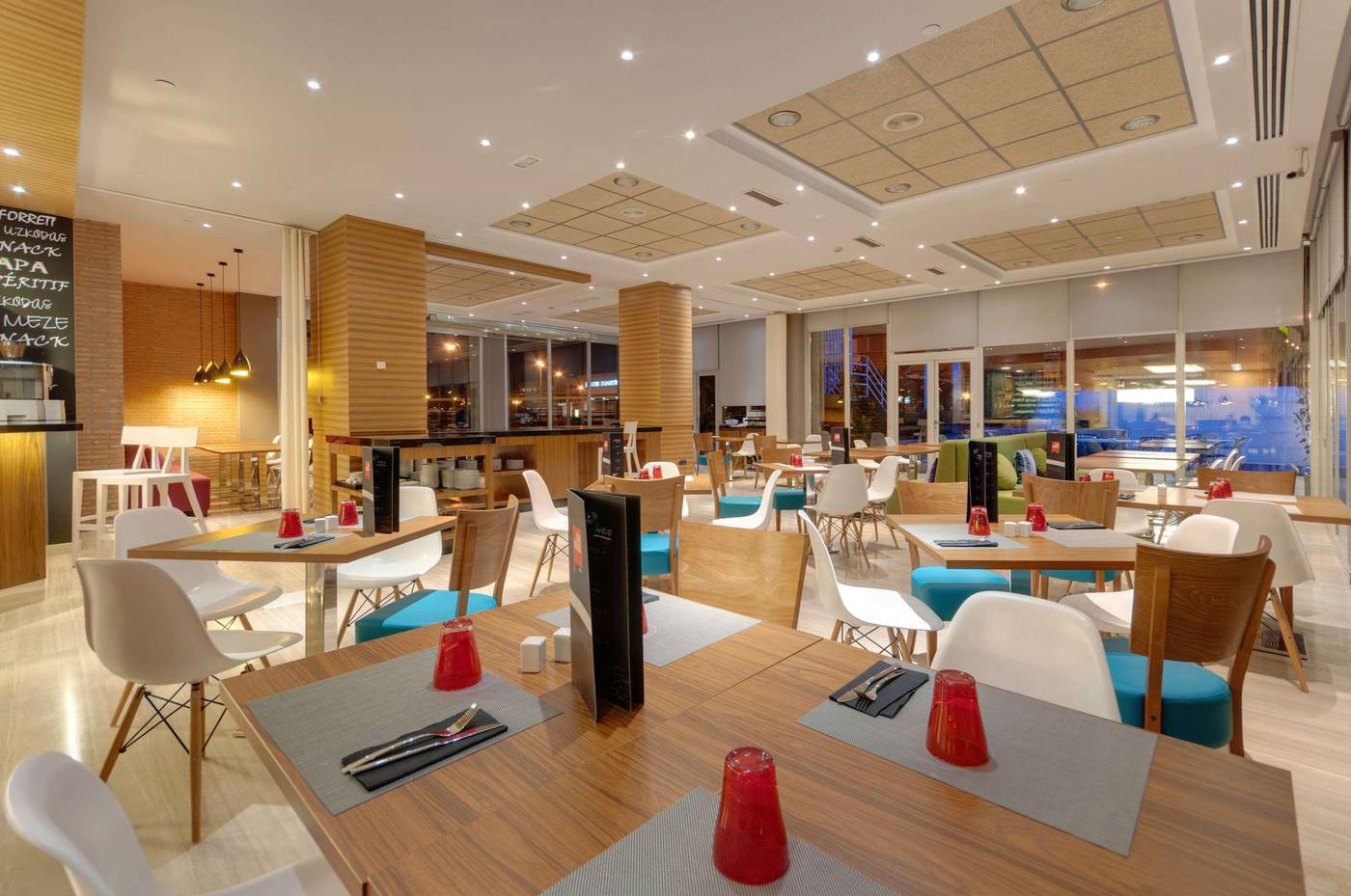 TRYP-Madrid-Chamartin-Hotel-Restaurant-16