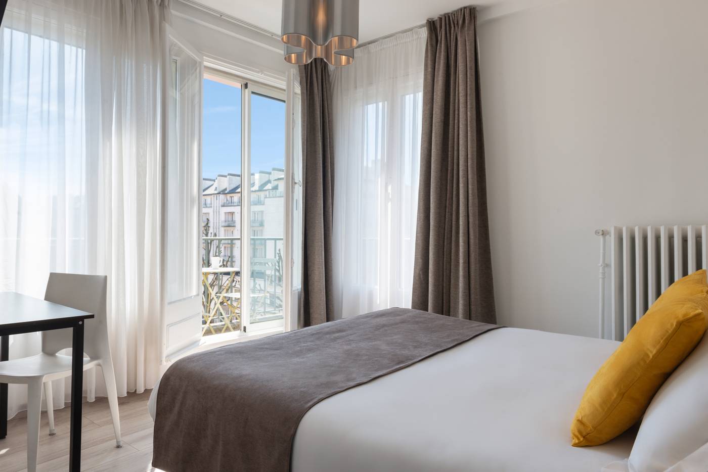 Hotel The Originals Rouen Notre-Dame-France-ROUEN-Room-9