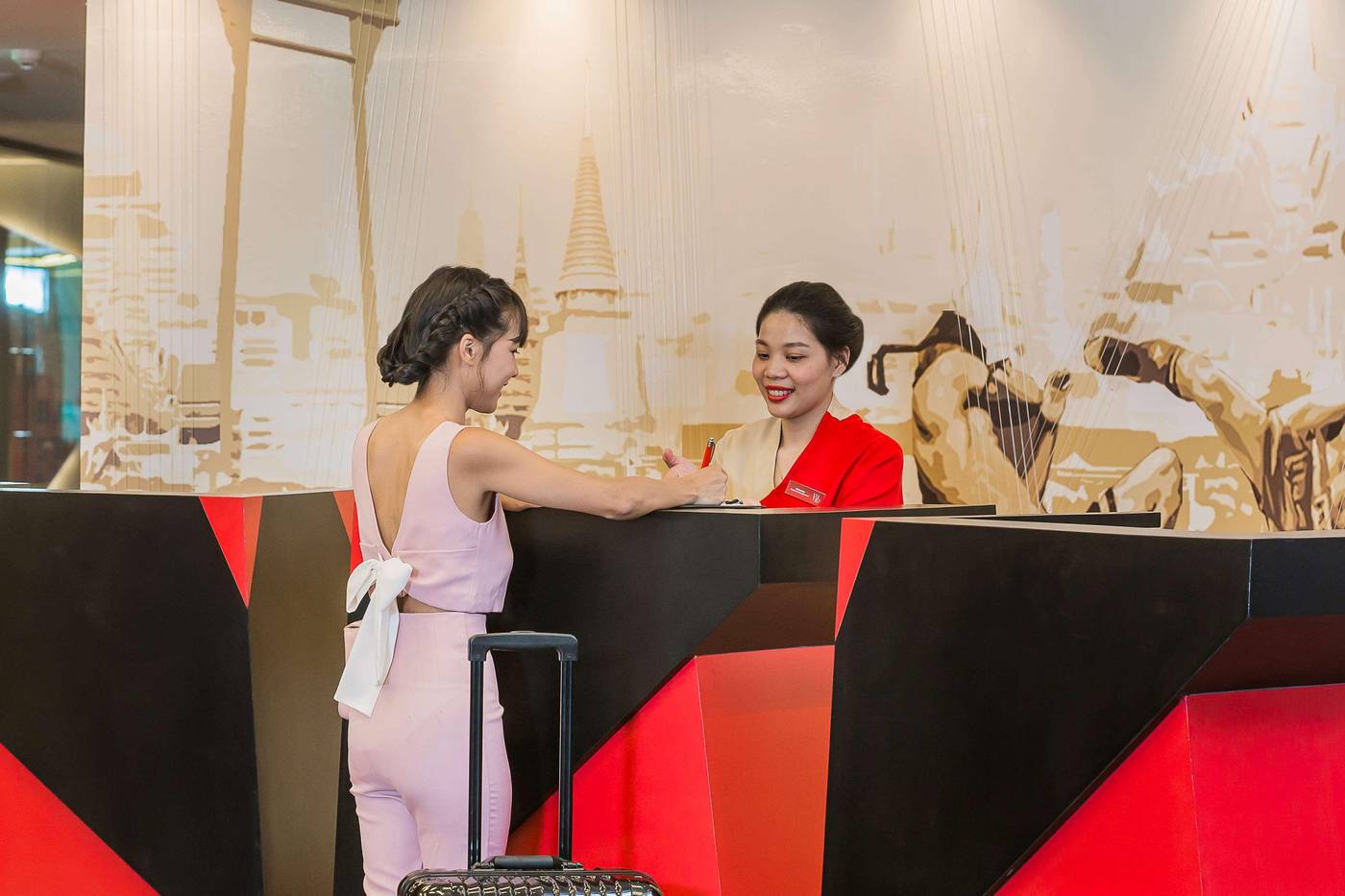 Vib-Best-Western-Sanam-Pao-Lobby-9