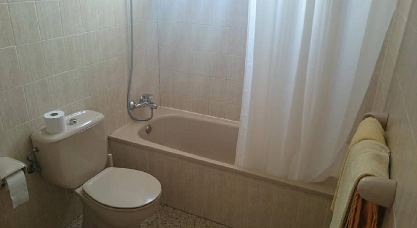 Apartamentos-Isabel-Room-9