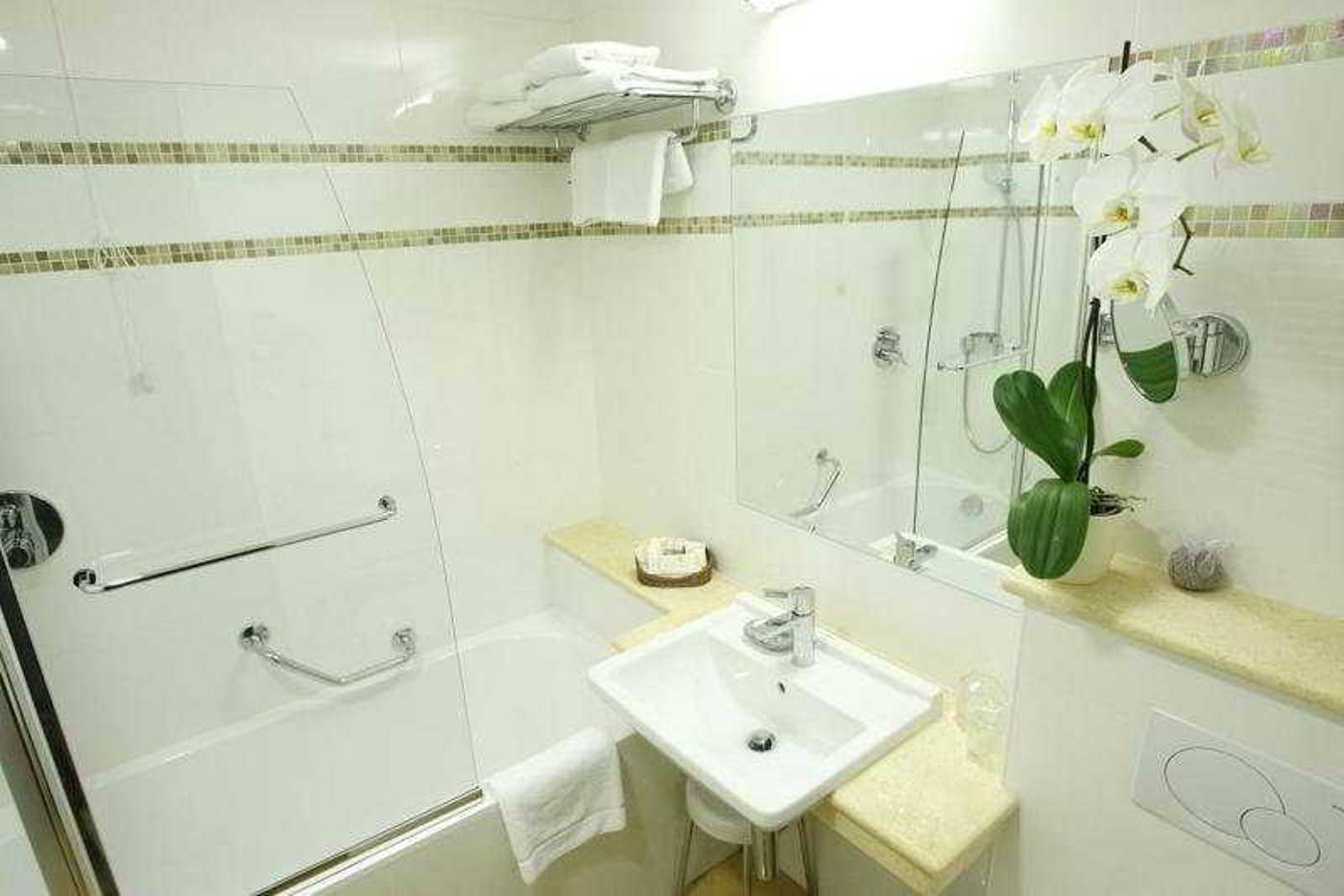 Globo-Hotel-Split-Room-13