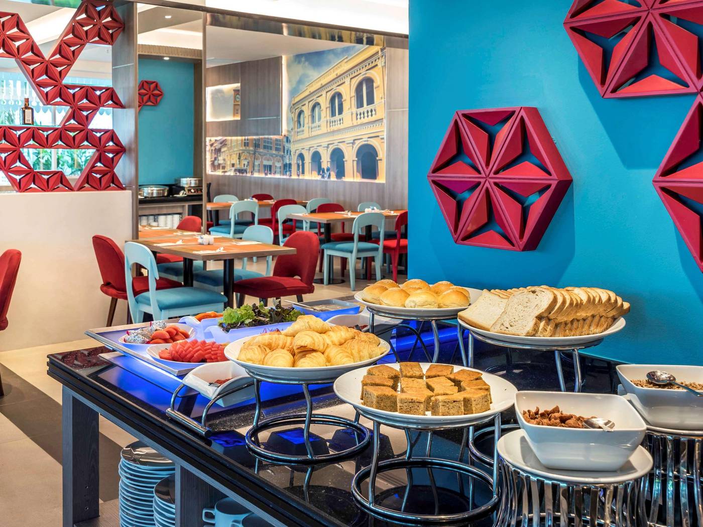 ibis-Styles-Phuket-City-Restaurant-24