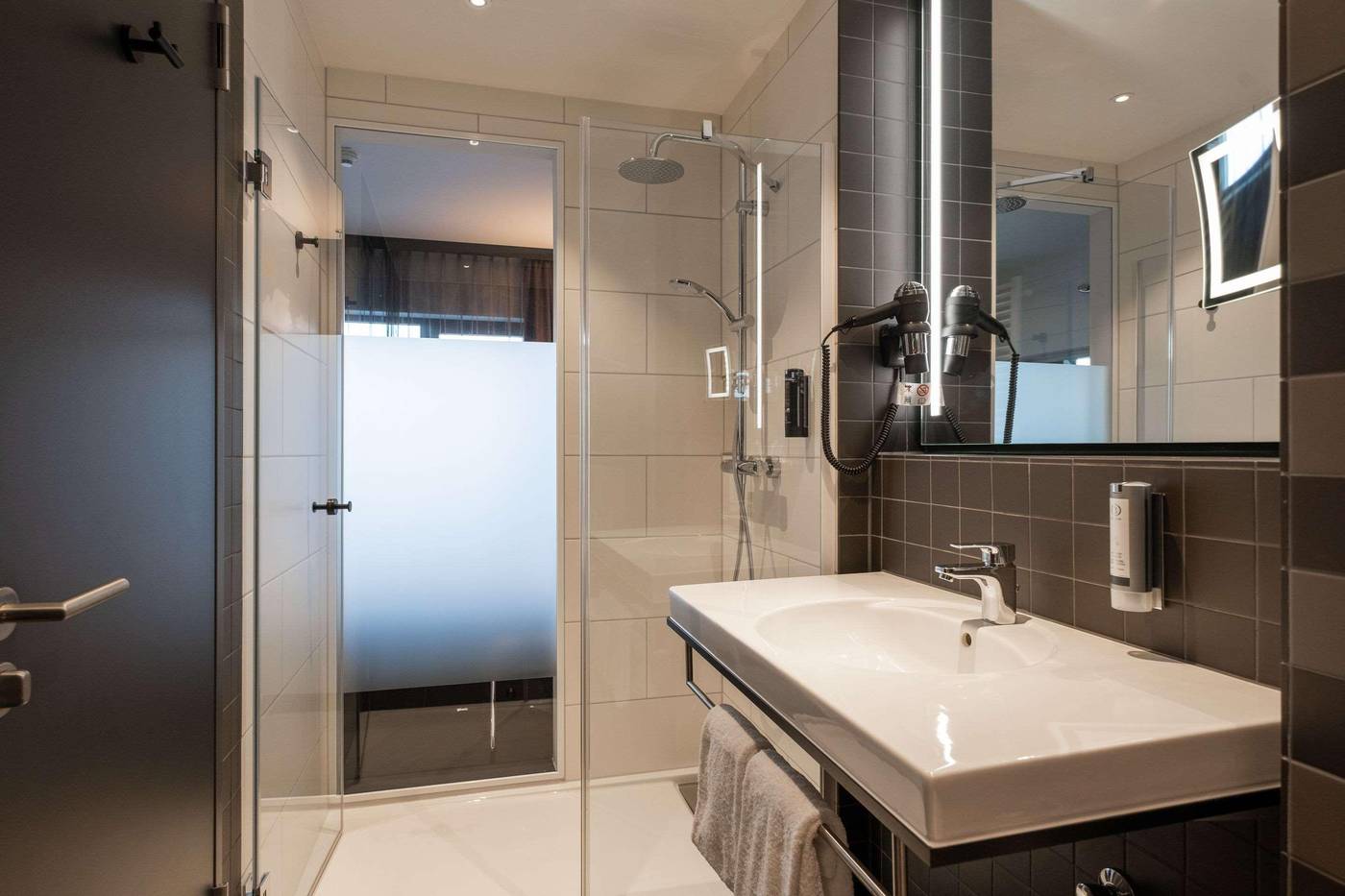 V8-Hotel-Koln-Room-34