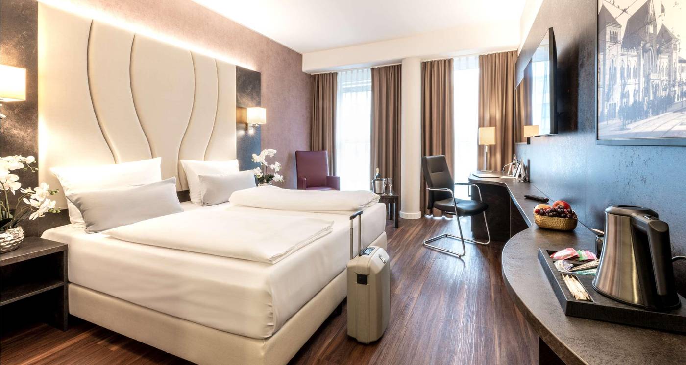 Best-Western-Plus-Plaza-Berlin-Kurfuerstendamm-Room-33