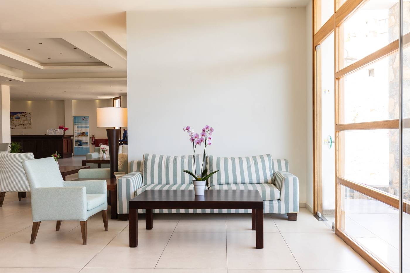 Ariadne-Beach-Lobby-45