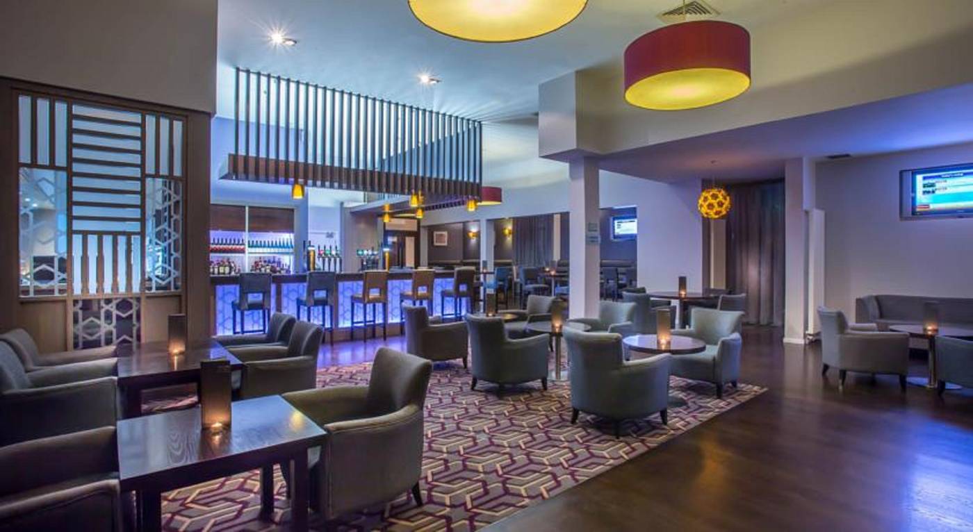 Maldron-Hotel-Dublin-Airport-Bar-6