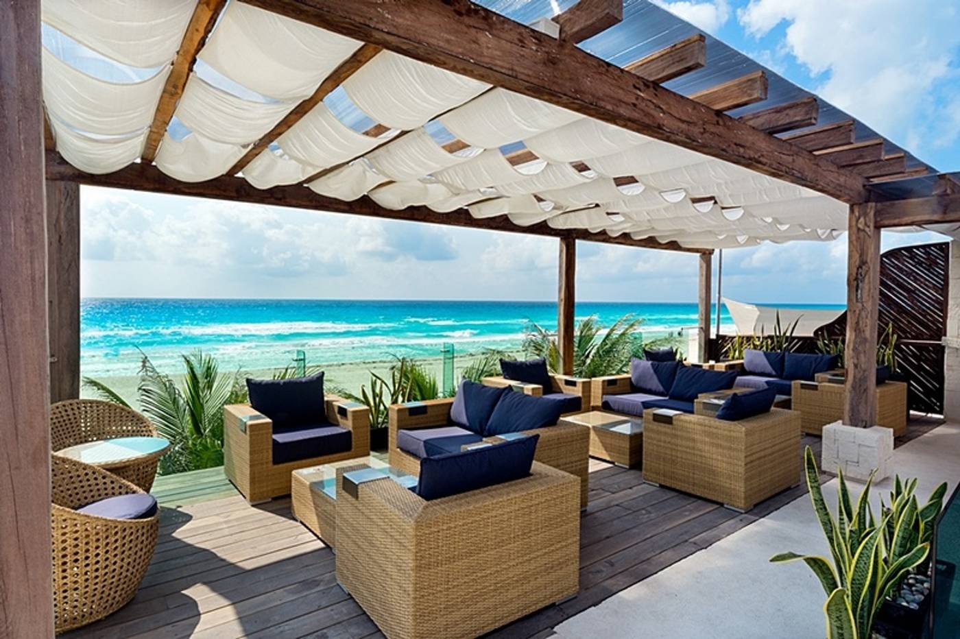 Flamingo Cancun Resort