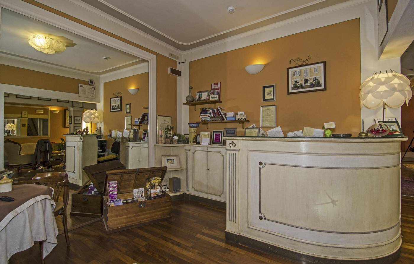 Hotel-San-Martino-Lobby-1