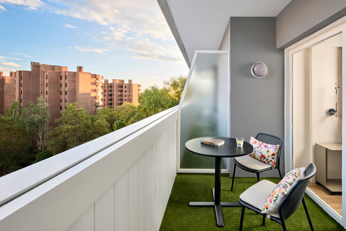 NH-Paseo-de-la-Habana-Room-3