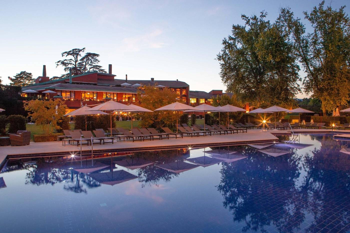 La-Reserve-Geneve---Hotel-Spa-and-Villa-General-view-97