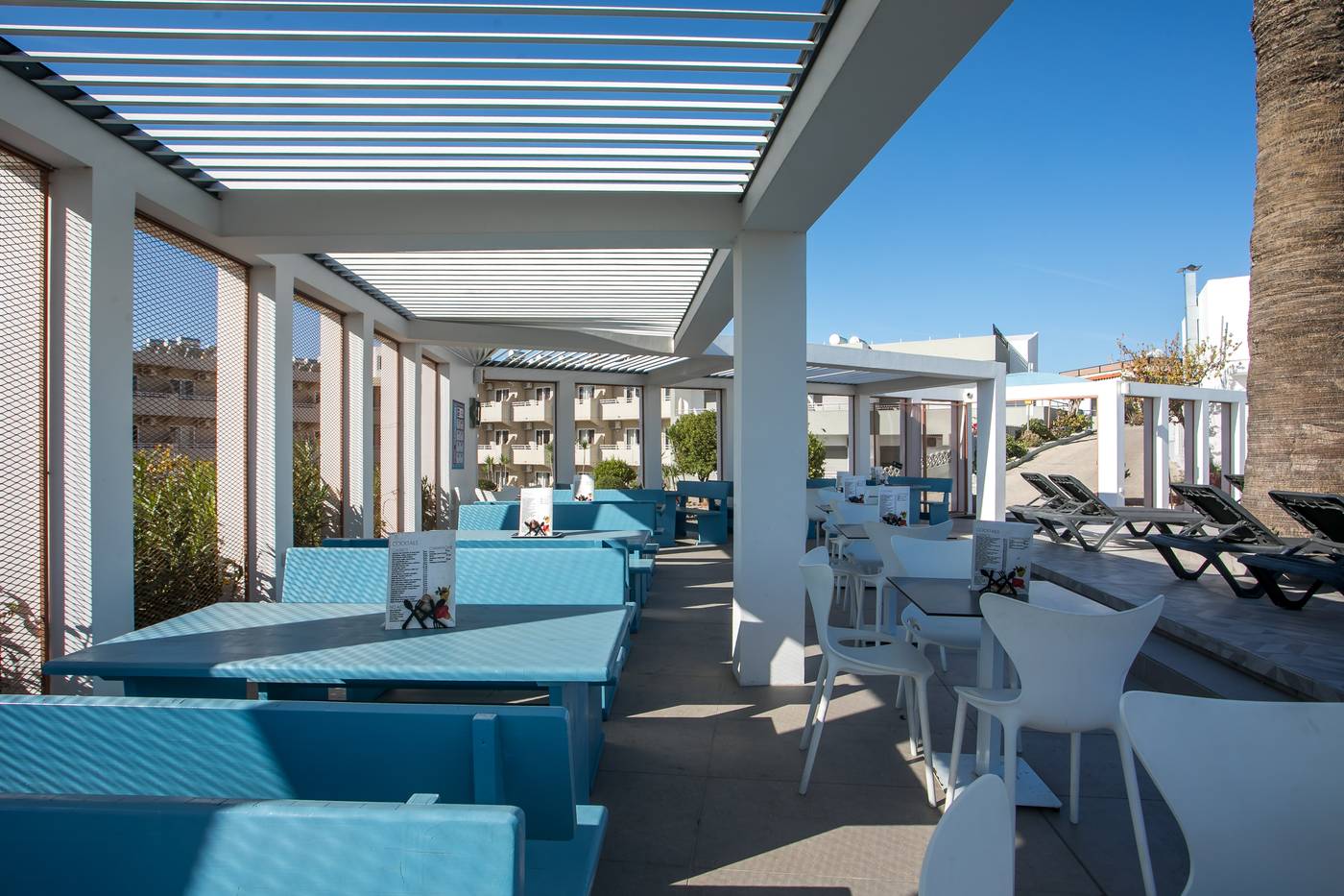 Hillside-Studios-Restaurant-21