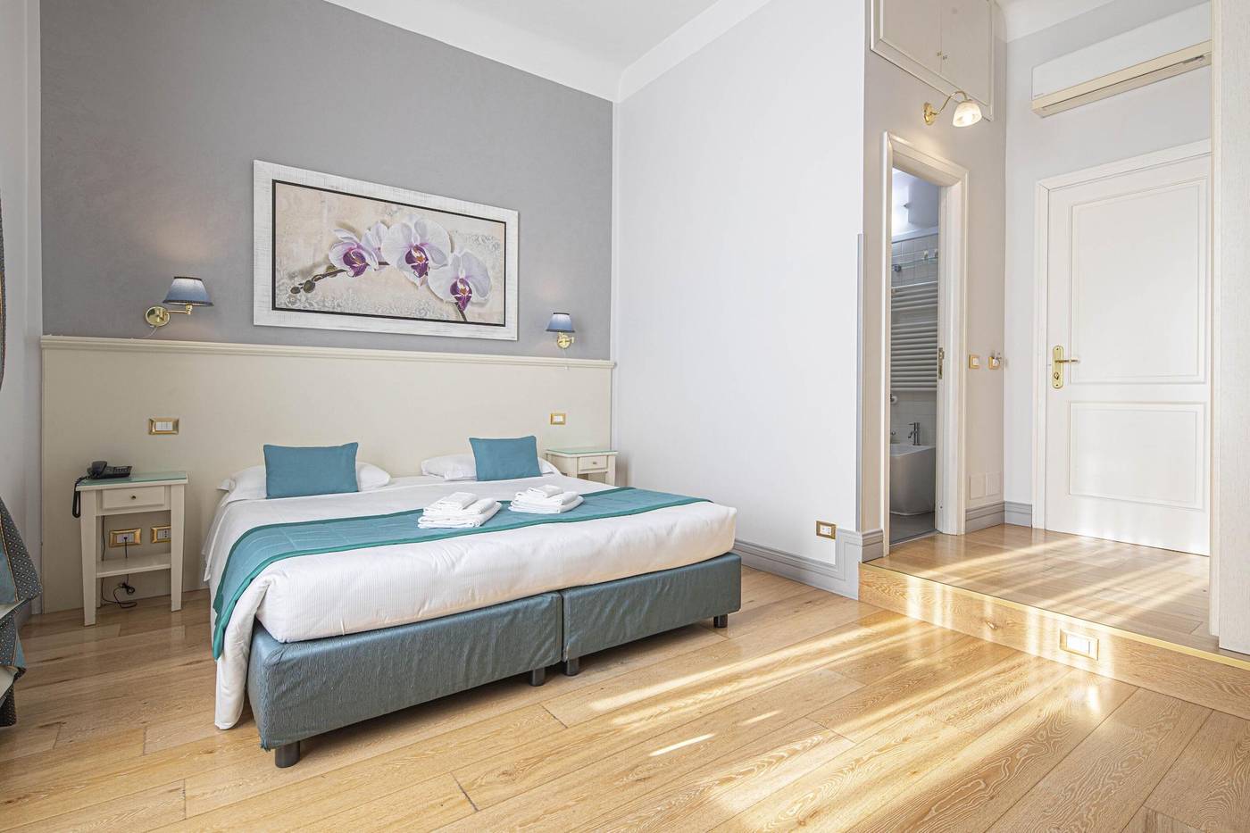 Domus-Castrense-Lobby-17