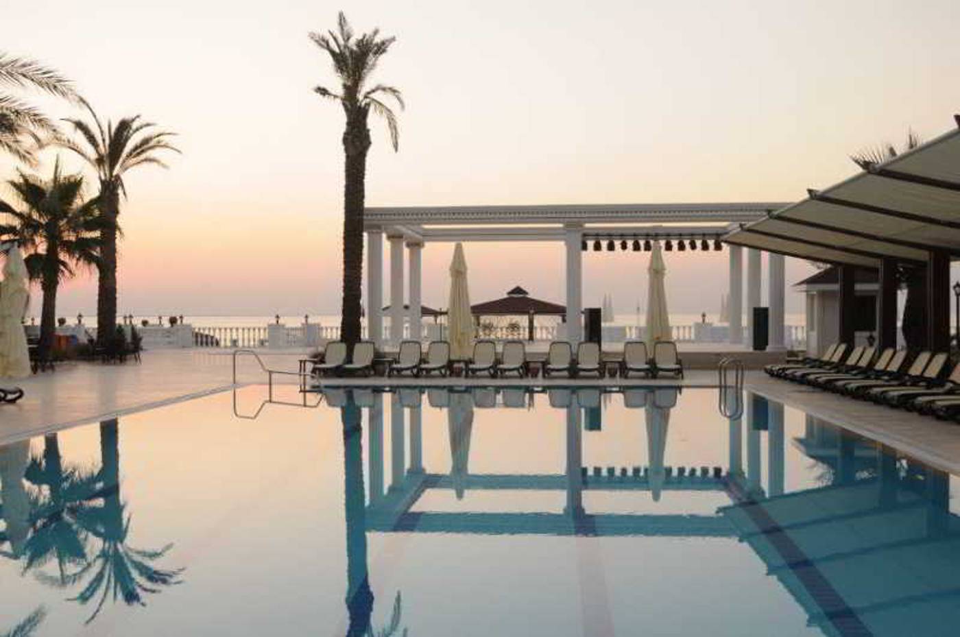 Onkel-Resort-Pool-23