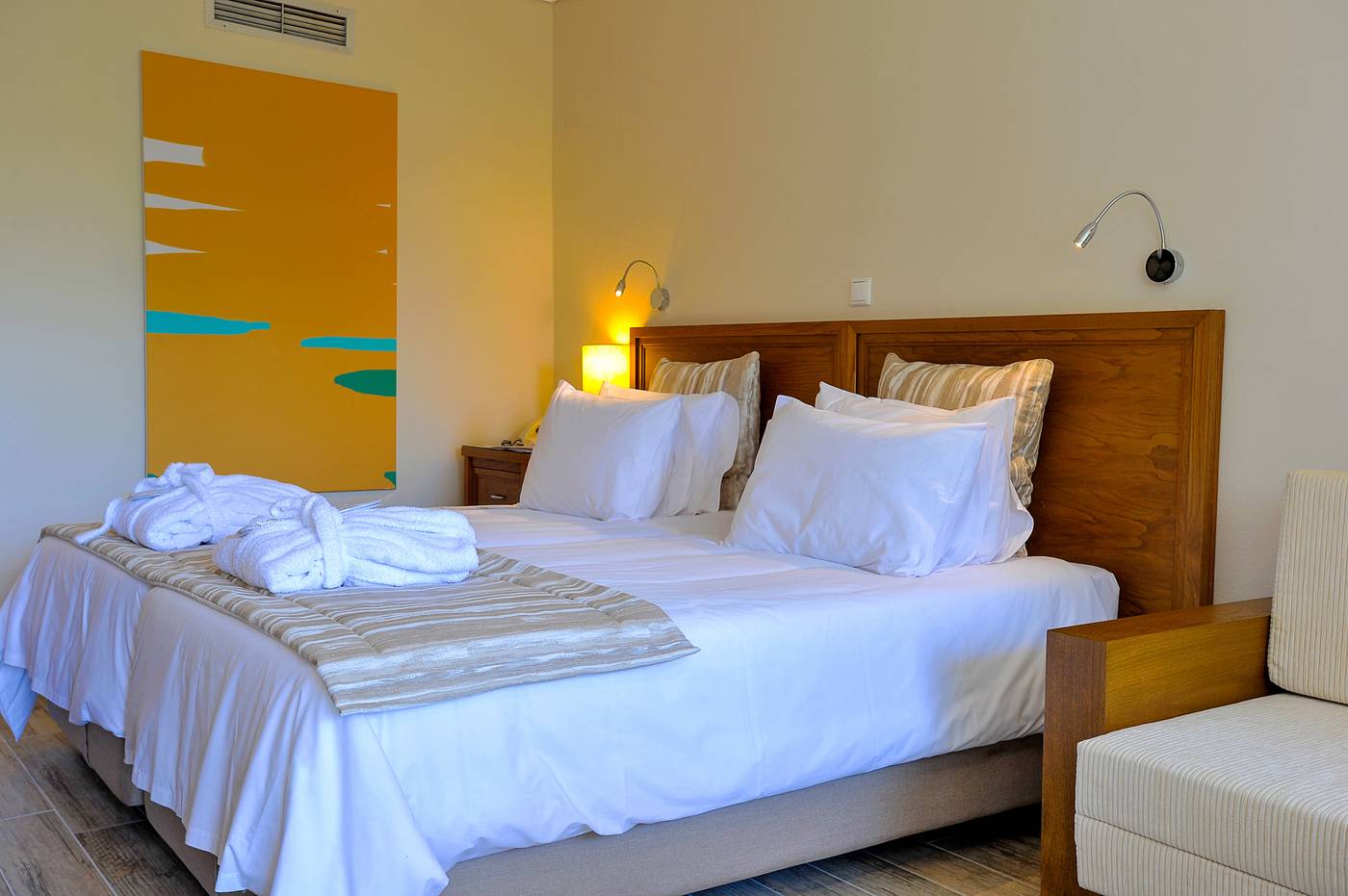 Mitsis-Alexander-The-Great-Room-19